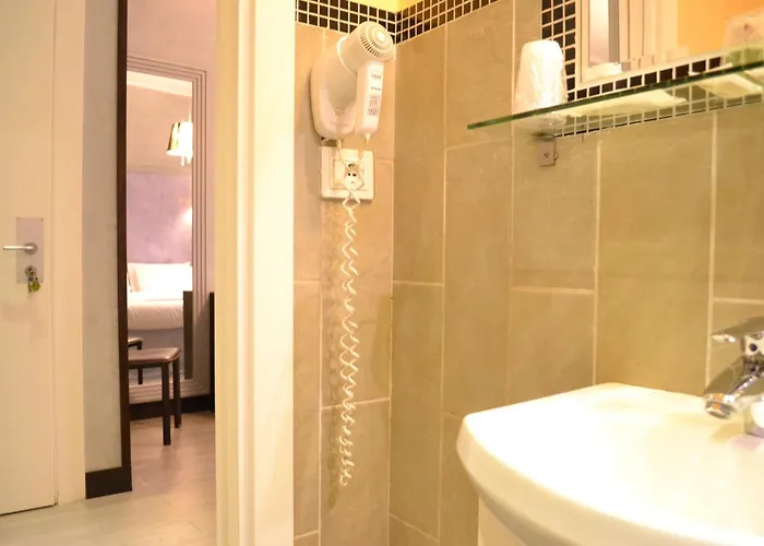 Tiburtina House Guest house