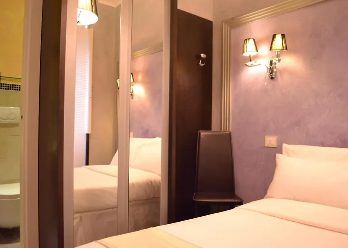 Tiburtina House 4* Rome