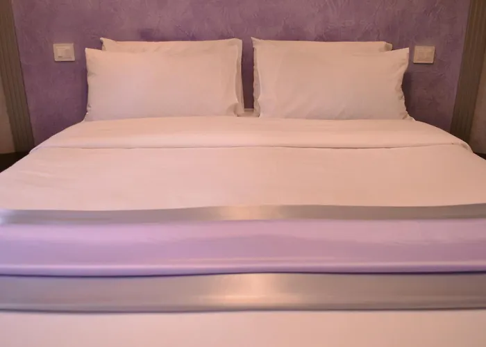 Tiburtina House 4*
