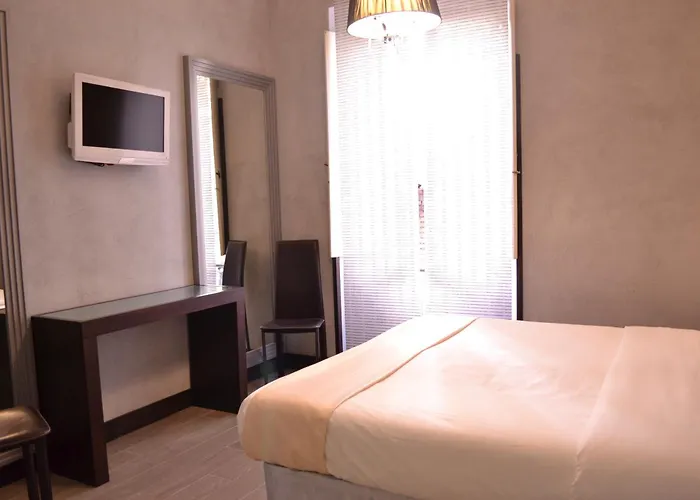Tiburtina House 4*